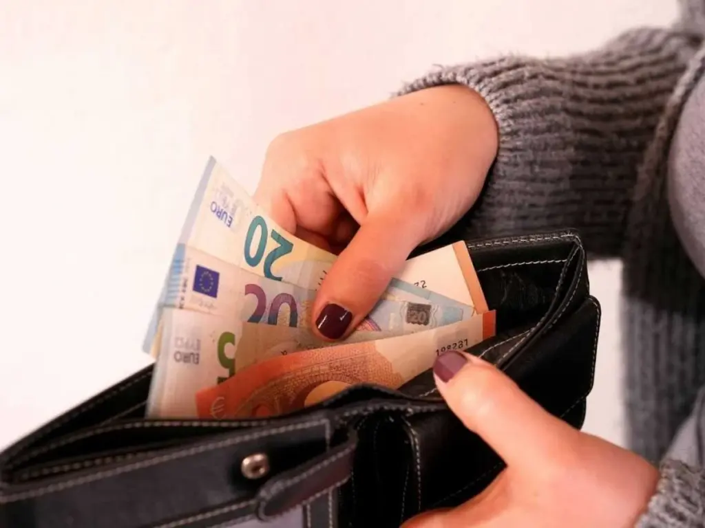 Värmebranschen skakar: Kolanvändare drabbar hårt av skattehöjning